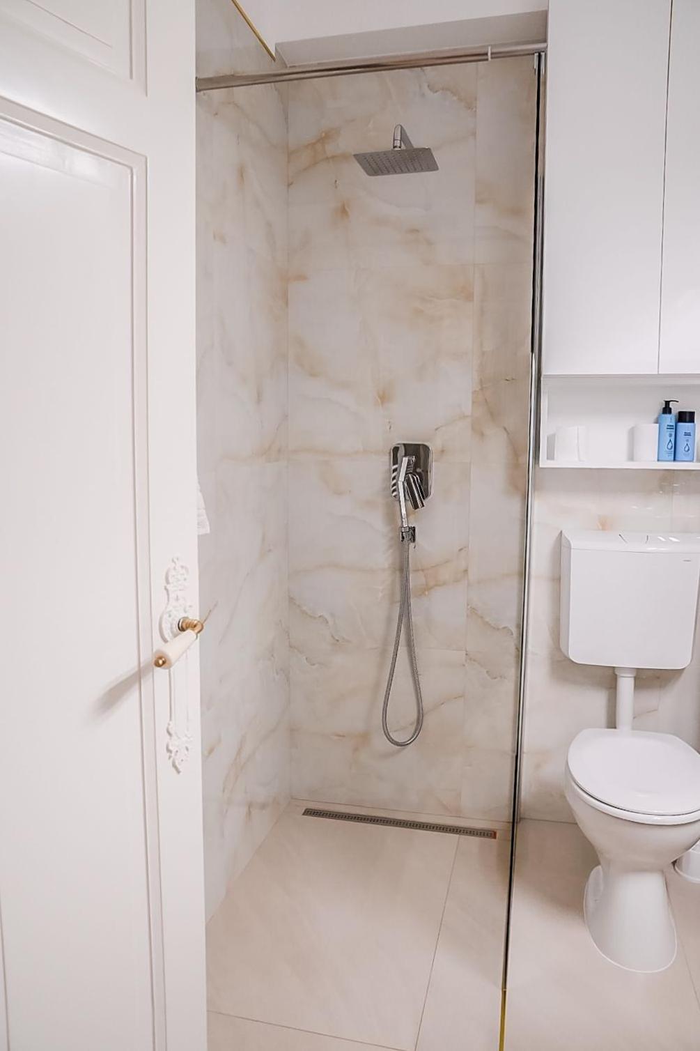 Glori Gold Apartaments Nagybánya Kültér fotó